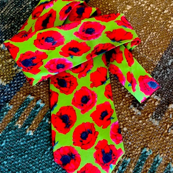 Gucci Tie - Picture 1 of 5